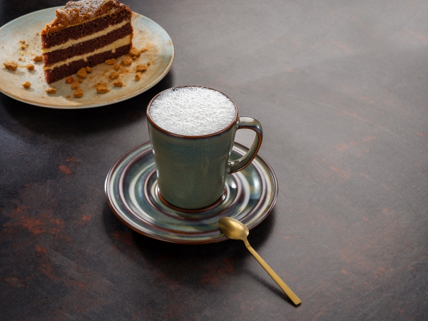 WHITE HOT CHOCOLATE